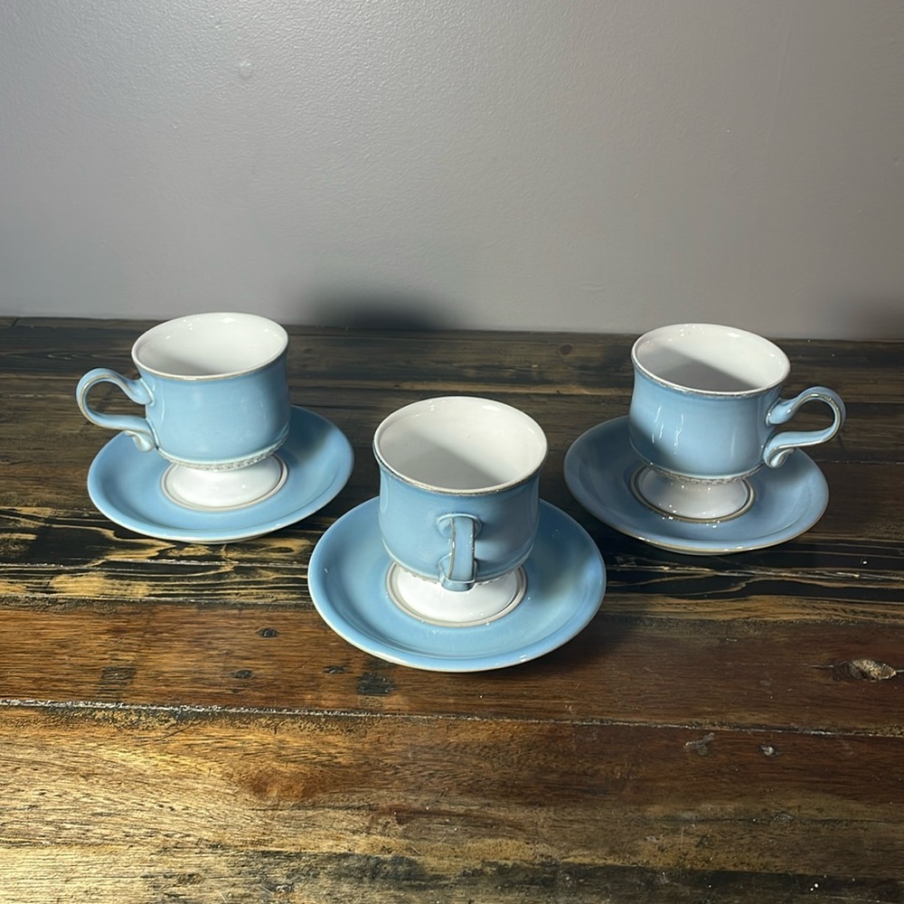 Set of 3 footed vintage Denby cups and saucers